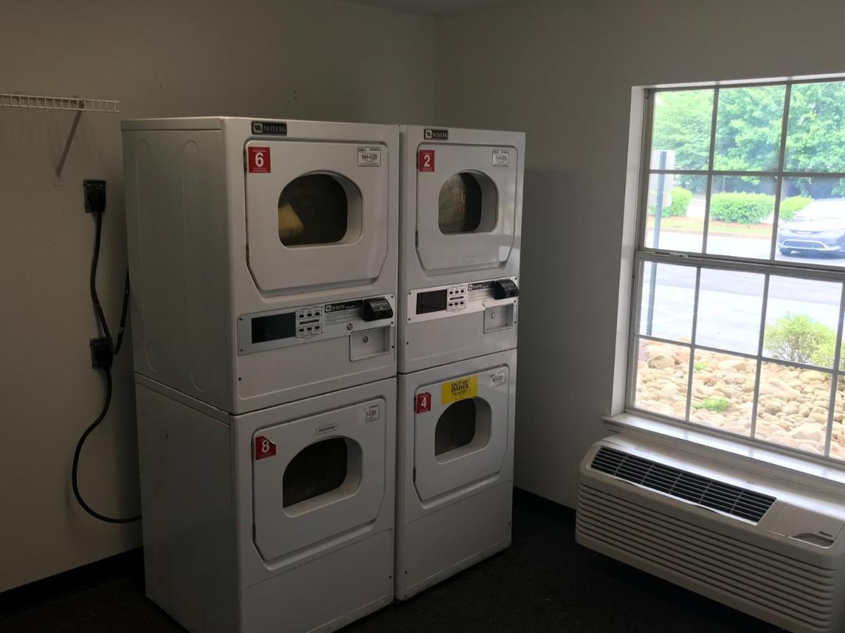 Intown Suites Extended Stay Atlanta Ga - Lithia Springs Exterior photo